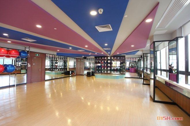 力美健健身俱樂部