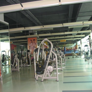 力美健健身俱樂部