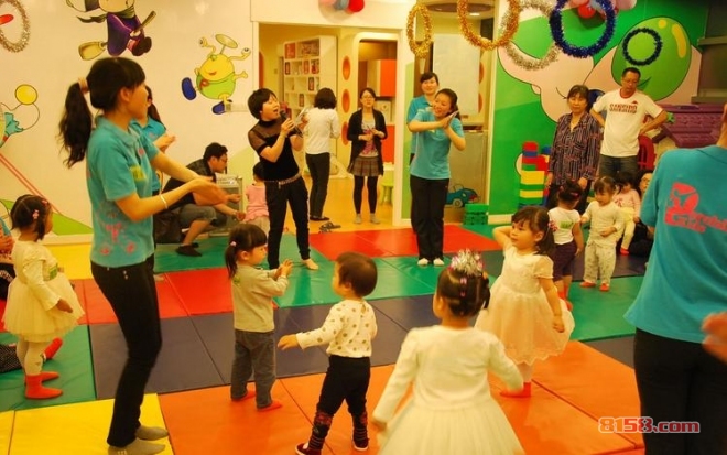 培正逗點(diǎn)早教加盟條件