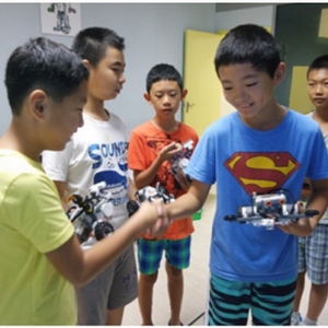 搭搭樂樂機器人