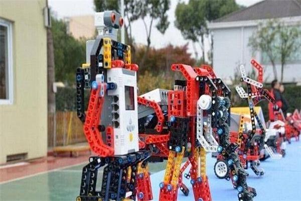 眾成機器人教育 眾成機器人教育