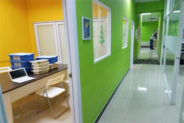 智優智樂機器人教育