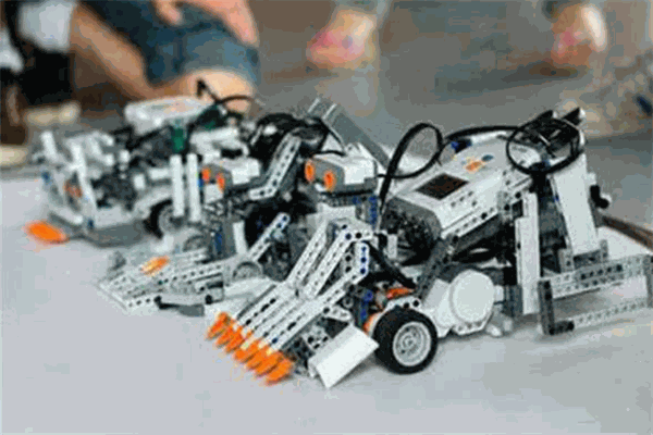 樂迪威機器人教育 樂迪威機器人教育