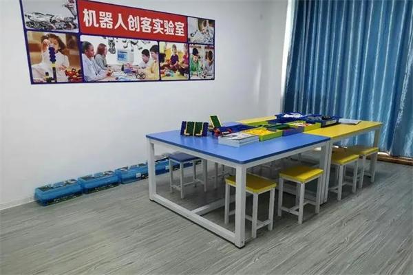 啟夢機器人教育