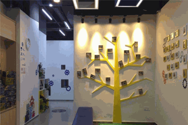 科睿機器人科學中心 科睿機器人科學中心