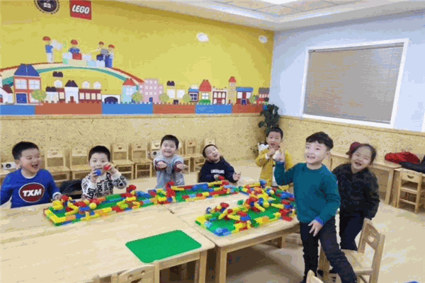 樂高機器人教育