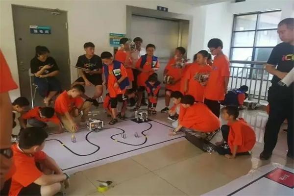 聊城機(jī)器人教育 聊城機(jī)器人教育