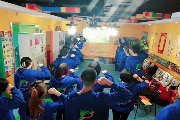 銳天機器人天才俱樂部