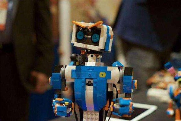 費特樂高機器人 費特樂高機器人