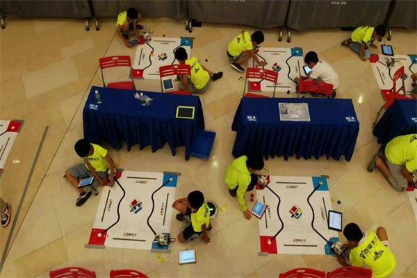 銳天機器人天才俱樂部