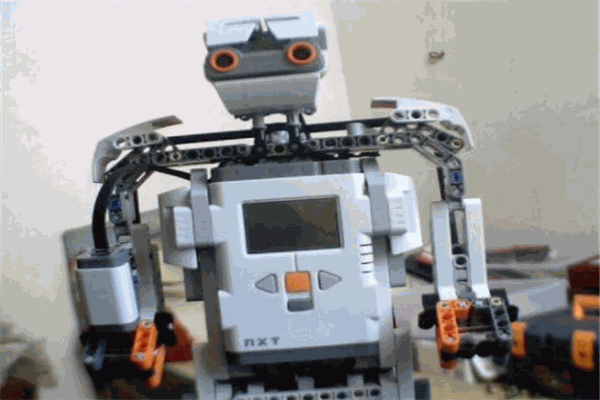 酷博機(jī)器人教育