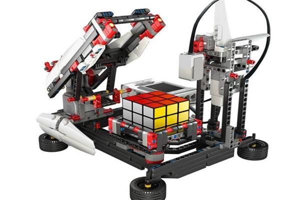 五維空間機器人編程教育