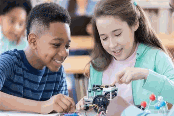 逸環機器人教育