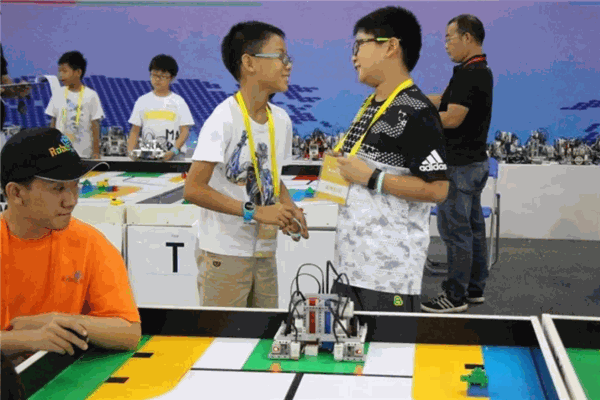 惠匯智創科智能機器人