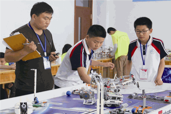 創樂機器人 創樂機器人