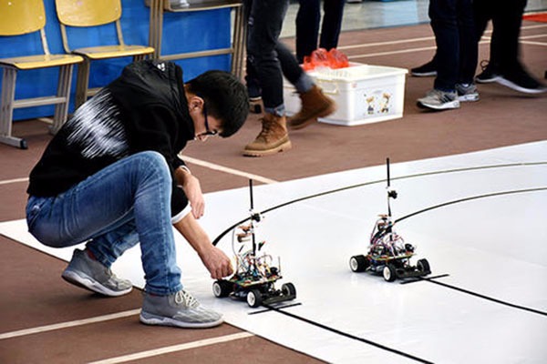 創樂機器人 創樂機器人