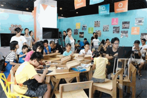 惠匯智創科智能機器人