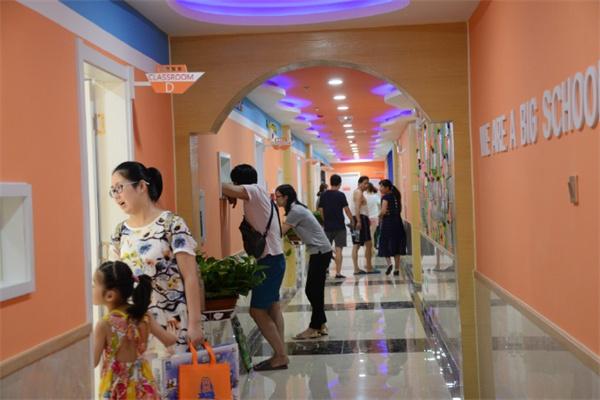 弗恩國際英語 弗恩國際英語