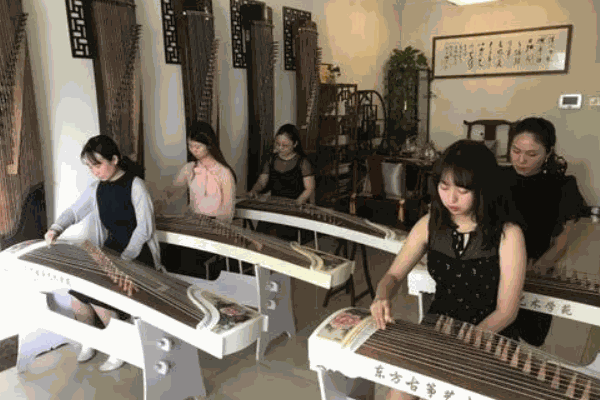 東方古箏藝術學苑 東方古箏藝術學苑