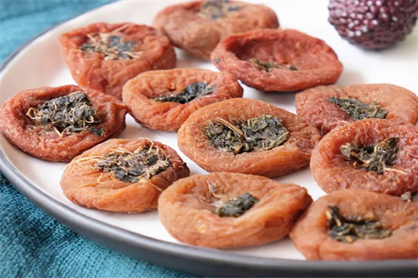 小梅姑娘梅子零食