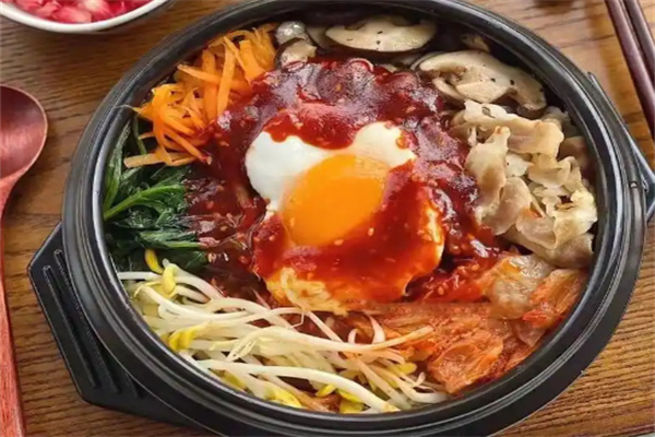 槿尚石鍋拌飯 槿尚石鍋拌飯