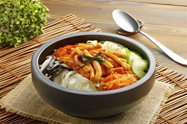 咕嚕嚕石鍋拌飯 咕嚕嚕石鍋拌飯