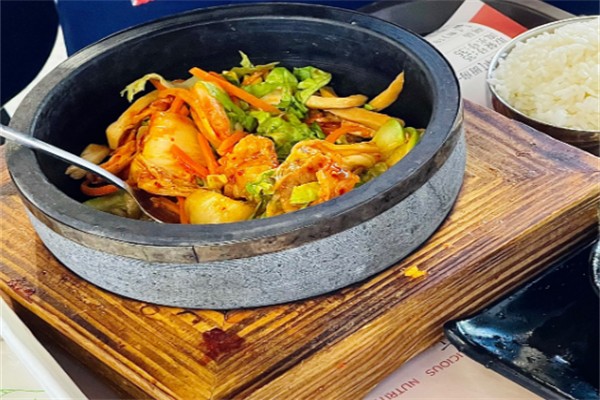 邱艷小姐姐豆花拌飯