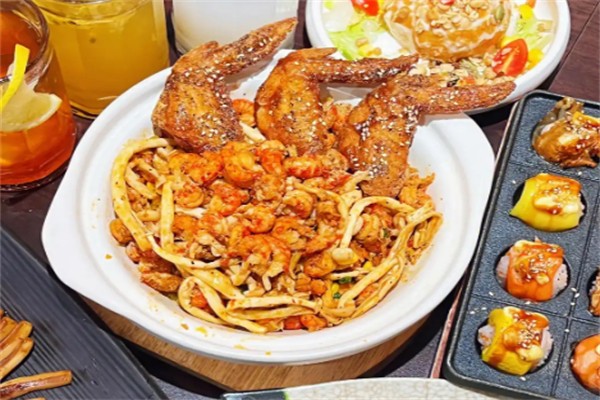 33顆小龍蝦拌飯 33顆小龍蝦拌飯