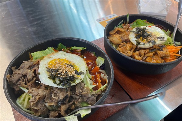 盈香居烤肉拌飯