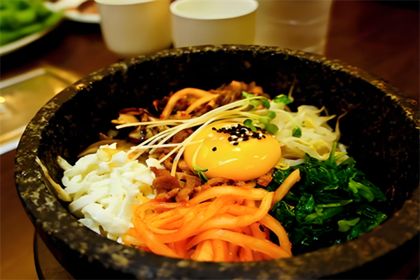 翻騰吧拌飯 翻騰吧拌飯