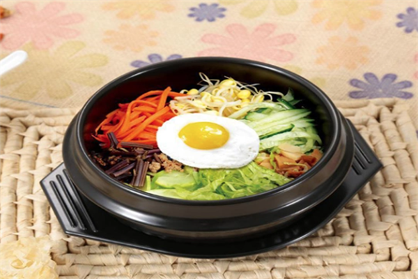 盈香居烤肉拌飯