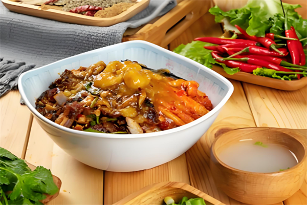 良牛鮮定牛肉醬拌飯 良牛鮮定牛肉醬拌飯