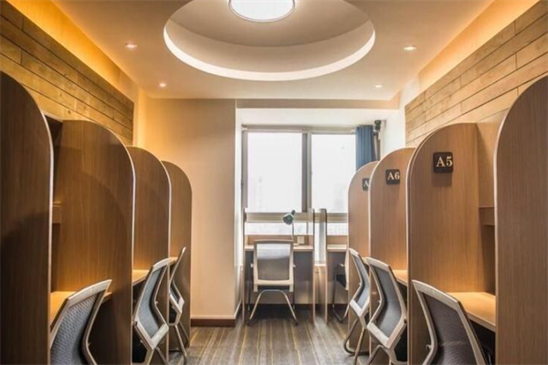 燕飛科技Ai智學(xué)自習(xí)室