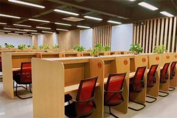 小艾AI自習(xí)室