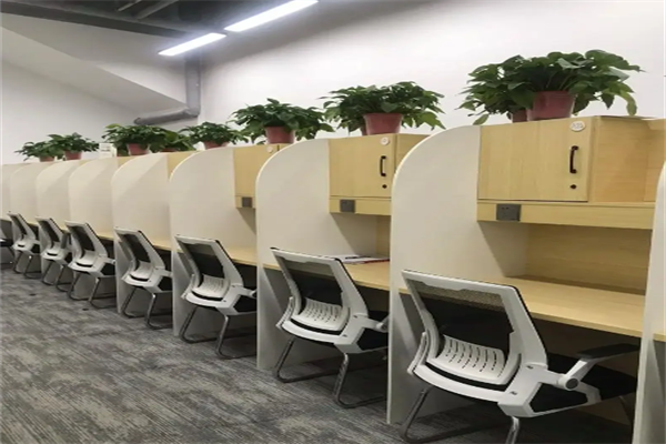 寶礦Ai自習(xí)室