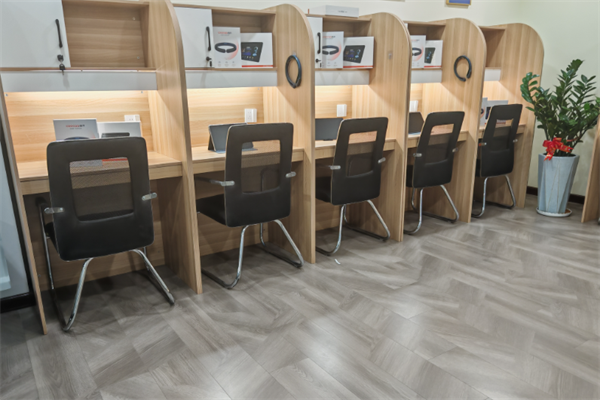 寶礦Ai自習(xí)室