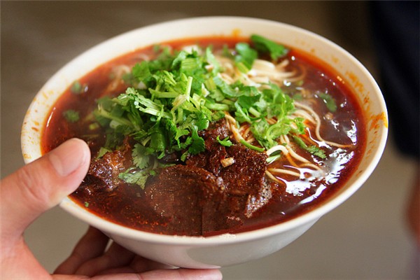 老奶奶牛肉面館