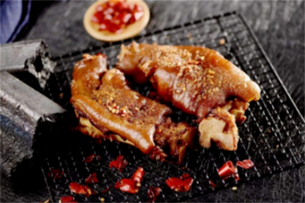 一心向善烤豬蹄 一心向善烤豬蹄