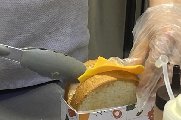 食的作品·爆蛋吐司·咖啡 食的作品·爆蛋吐司·咖啡