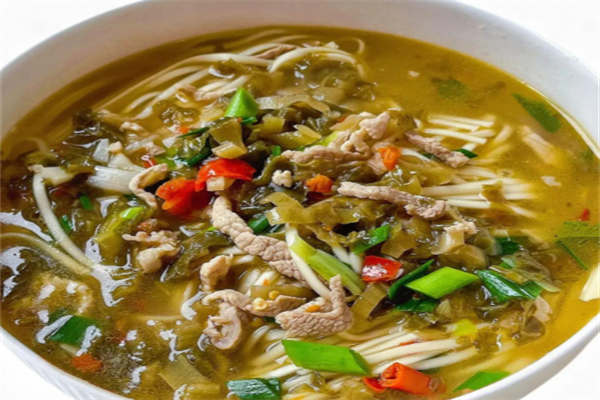 程記酸菜滑肉面