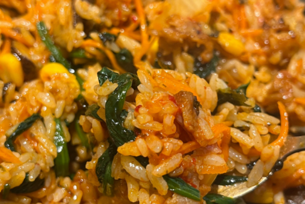 石鍋拌飯 石鍋拌飯