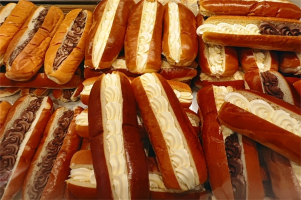 萊茵畔面包店 萊茵畔面包店