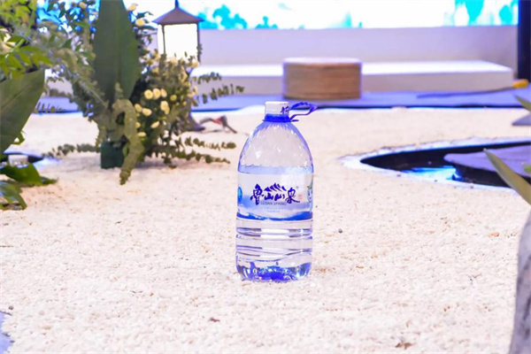 魯山山泉 魯山山泉