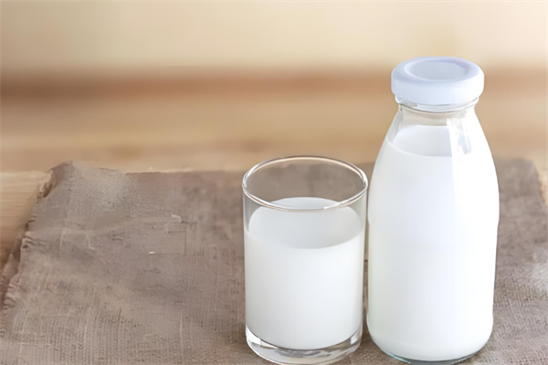 揚農牛奶 揚農牛奶