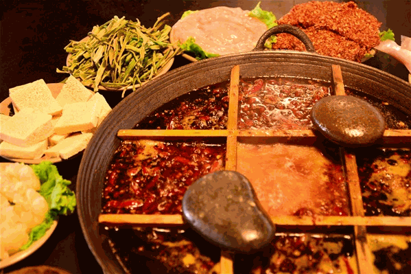 潮一牛肉海鮮火鍋