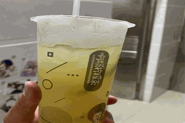 啊爆檸檬茶 啊爆檸檬茶