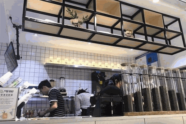 啊爆檸檬茶 啊爆檸檬茶