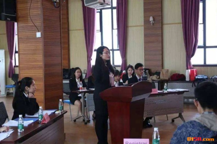 一鳴驚人 一鳴驚人