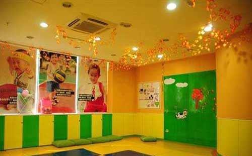 品牌早教中心加盟！親親袋鼠早教中心加盟品牌有優勢嗎？