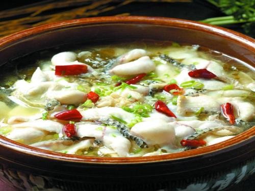 魚線牽老壇酸菜魚米線